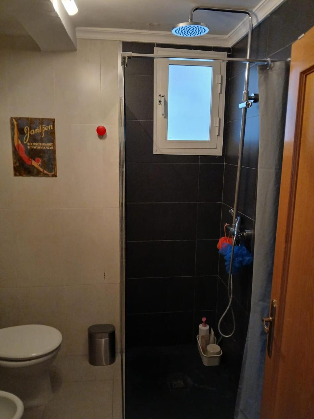 Piso Para 4 Con 2 Parking En Casco Historico De Zaragoza 2 Noches Minimo Buitenkant foto